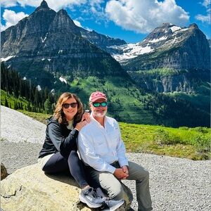 Meet your Posher, April